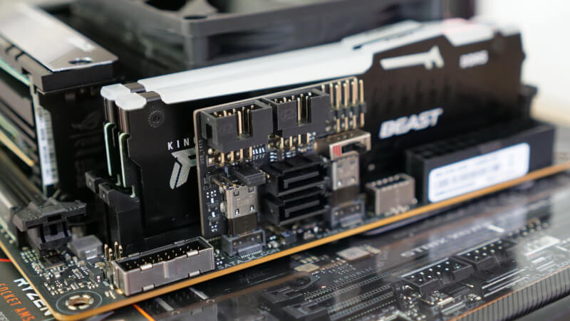 ASUS ROG Strix X670E-I Gaming WiFi