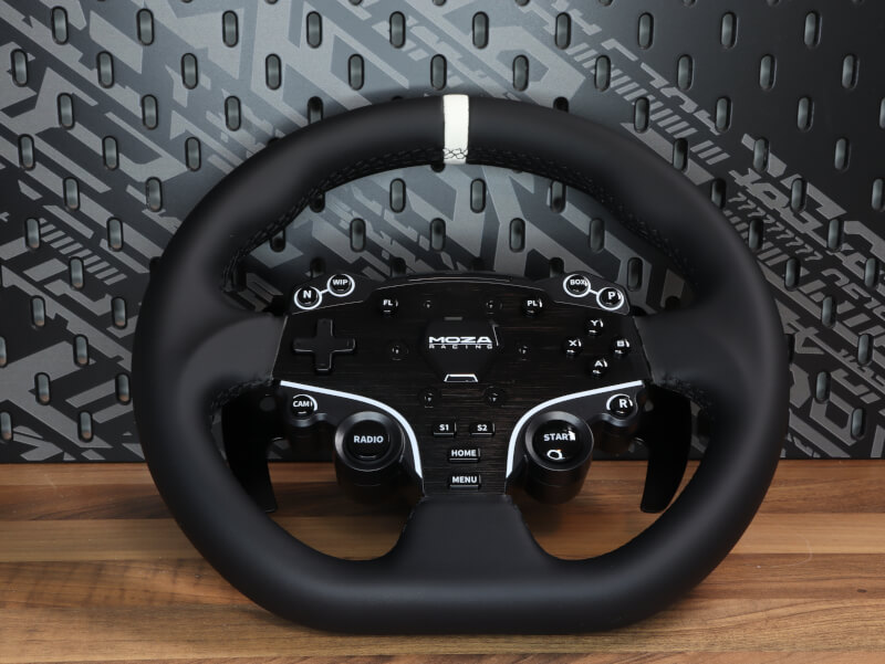 Nitro Concept racing med Moza R5