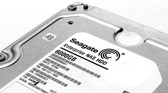 tweak_dk_seagate_server_grade_hdd_test_11