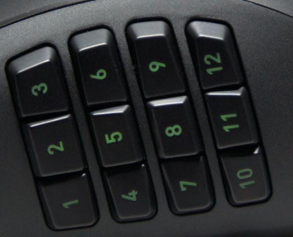 tweak_dk_razer_naga_chroma_07