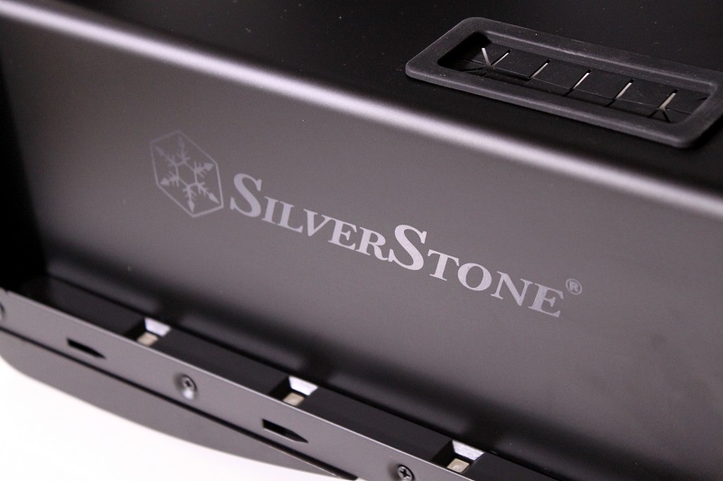 tweak_dk_SilverStone_PM01_17