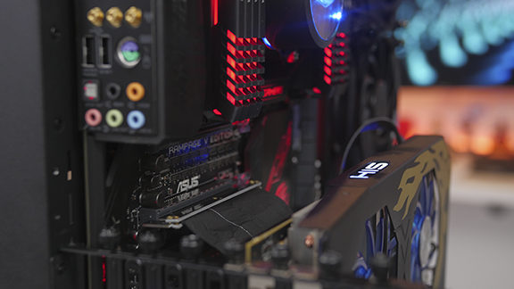 tweak_dk_thermaltake_core_p3_pcie_riser