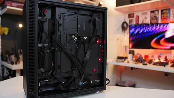 tweak_dk_fractal_design_define_c_cable_management_back
