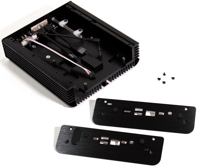 tweak_dk_Akasa_Newtron_S_fanless_NUC_kabinet_19