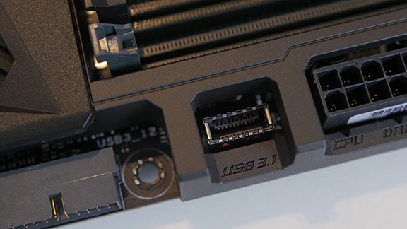 asus_rog_maximus_iv_code_usb_3.1_tweak_dk