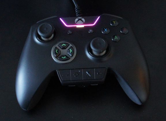 razer_chroma_wolverine_ultimate_esport_controller_tweak_dk