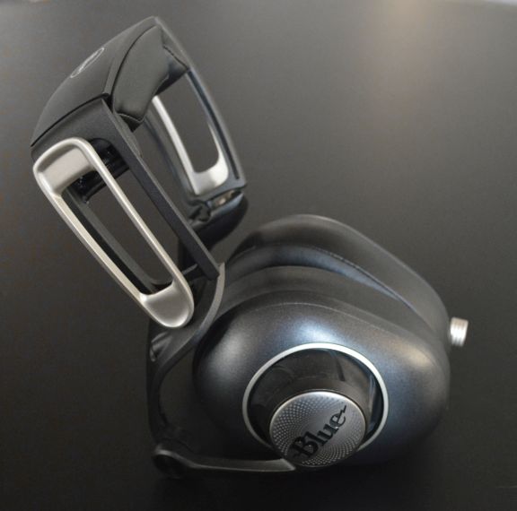 formel1_blue_sadie_headphones_tweak_dk