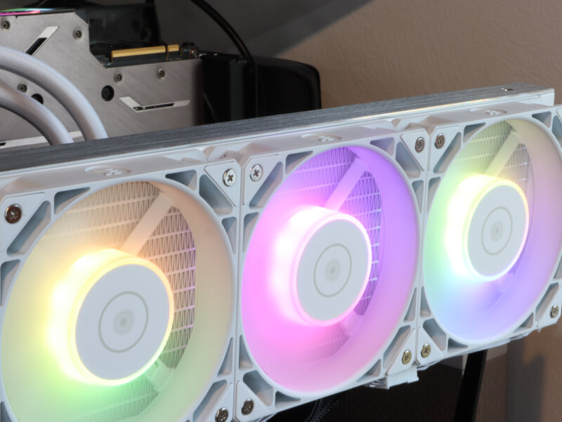 EK Water Blocks EK-Nucleus AIO CR360 Lux D-RGB Komplett-Wasserkühlung