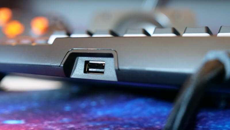 usb-stik-gaming-tastatur-hyperx-alloy-elite-2